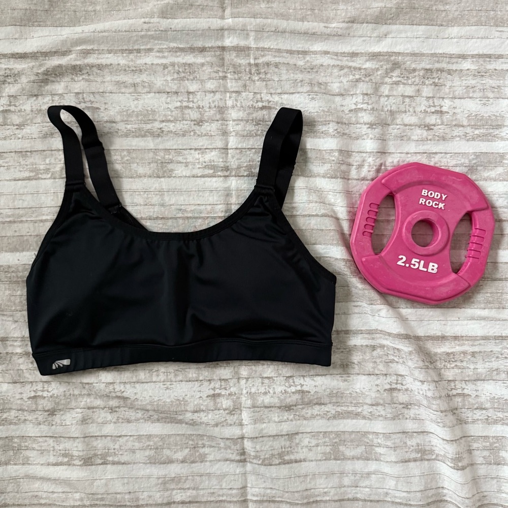 💪🏻 Marika Black Medium Sports Bra Link Mesh Back
